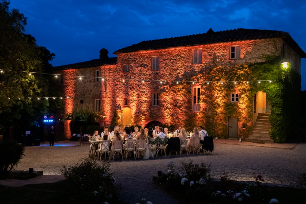 Wedding dinner outside in a romantic wedding villa Siena