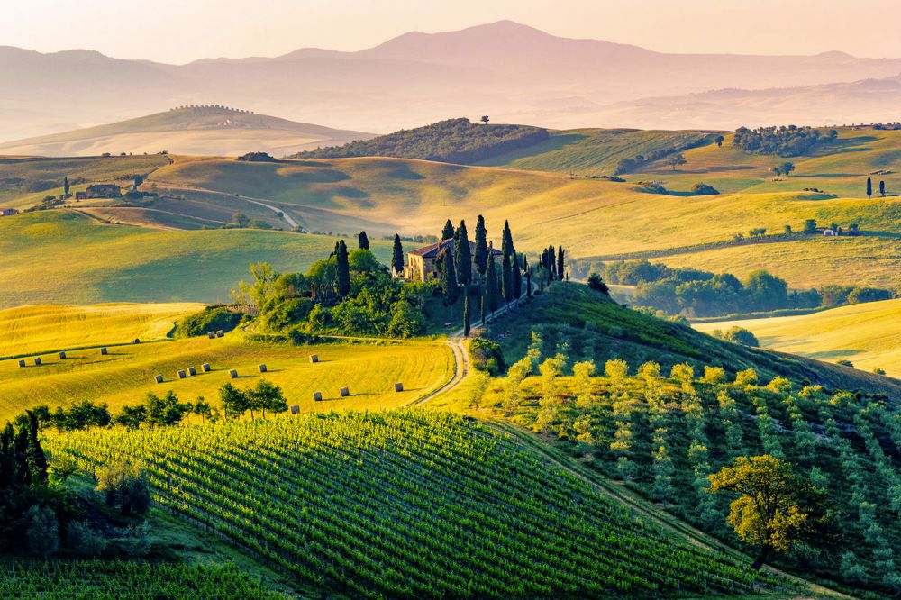 Tuscan villages for destination weddings