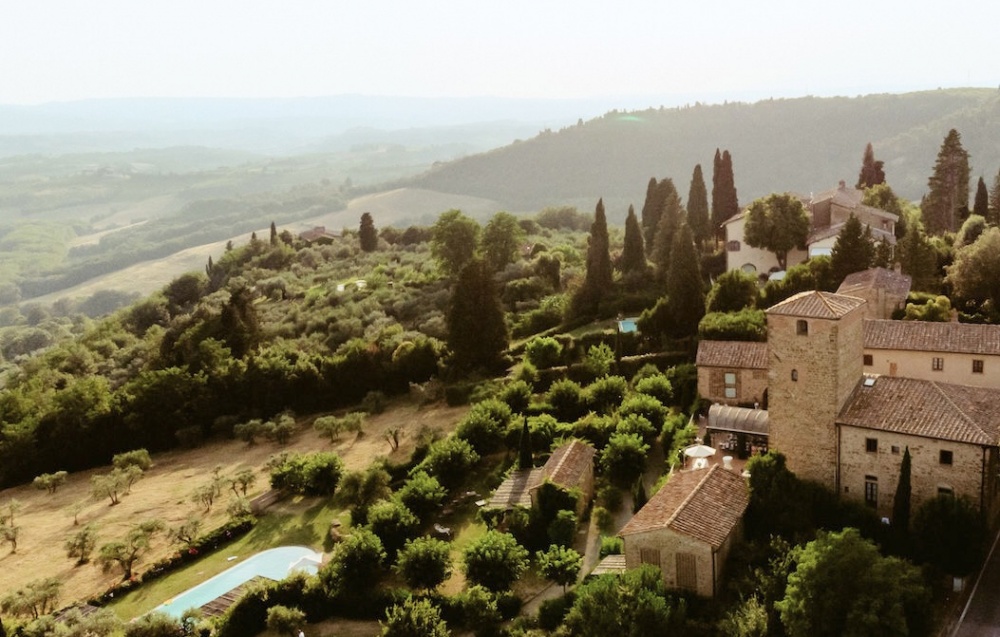 Aerial view of romantic wedding venue in Tuscany