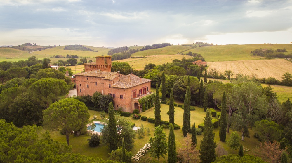 side view of a castle for weddings in siena