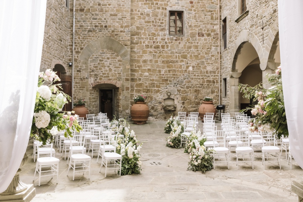 Ceremony in the courtyard of wedding villa in Florence