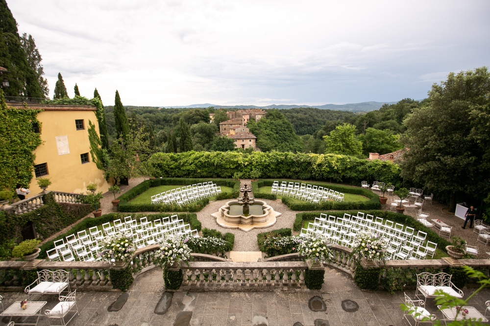 ceremony in a charming wedding villa