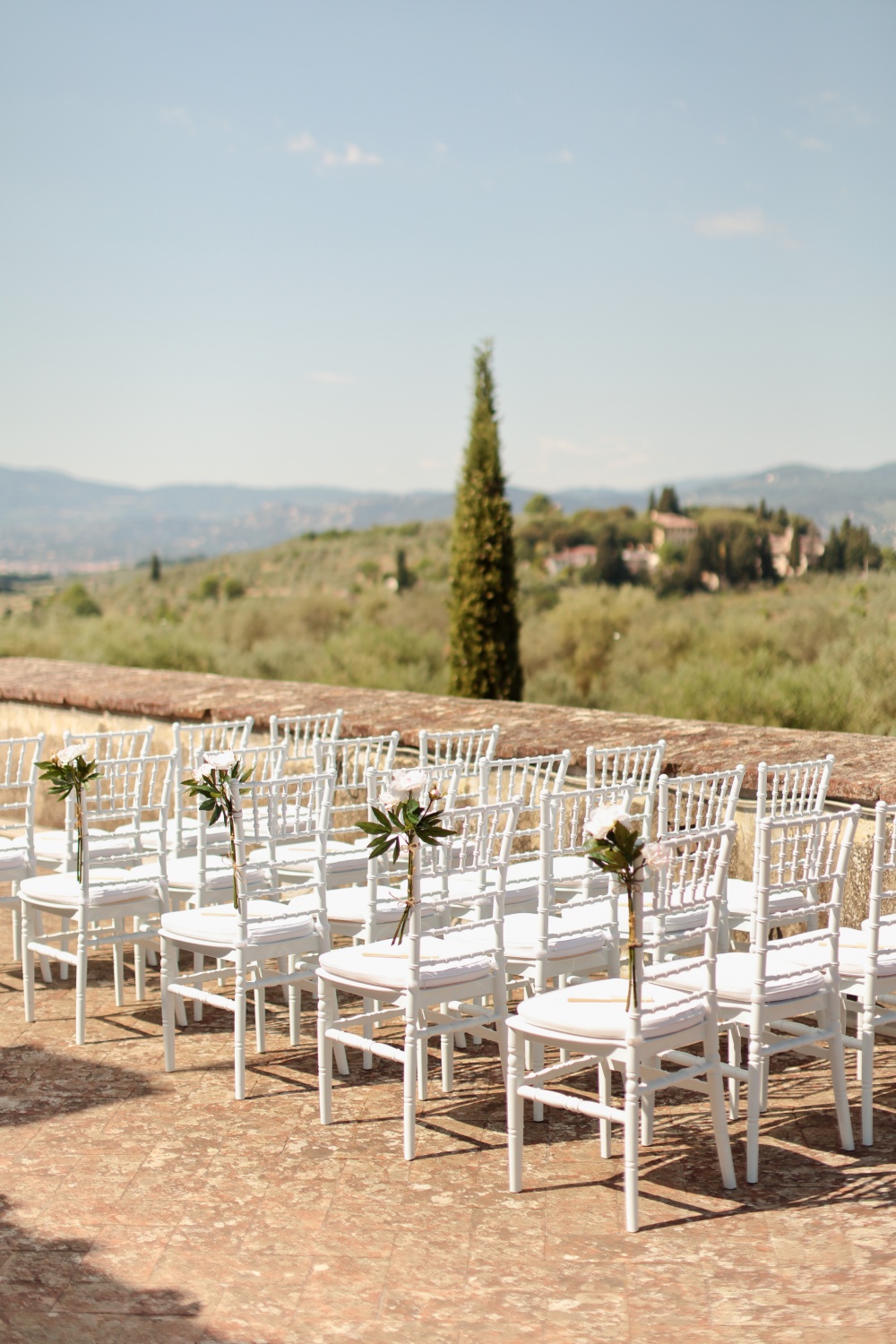 country chic real wedding ceremony chairs in tuscany