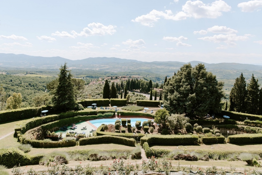 Countryside view of wedding villa in Florence