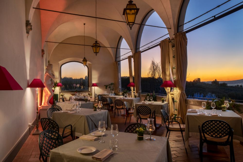 Covered dining area at luxury resort for marriage in Florence