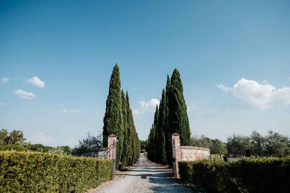 Entrance of villa for wedding in Siena