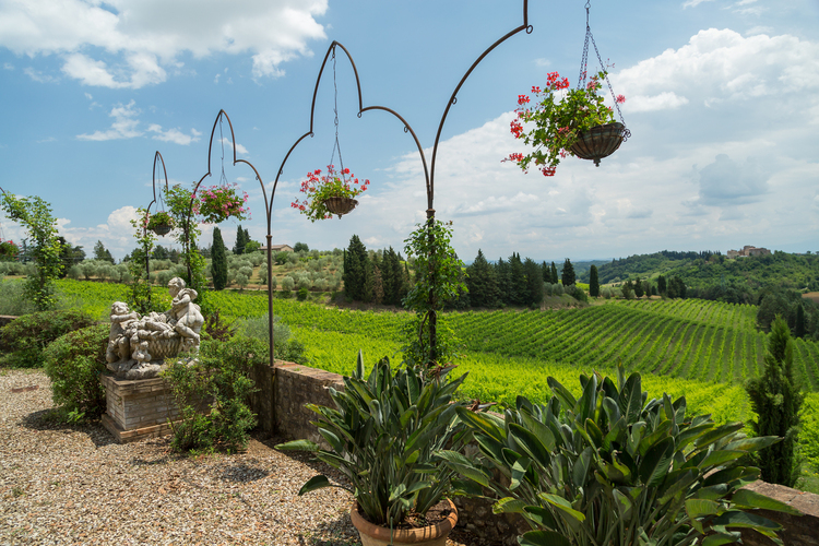 Garden with view at wedding hamlet in Tuscany