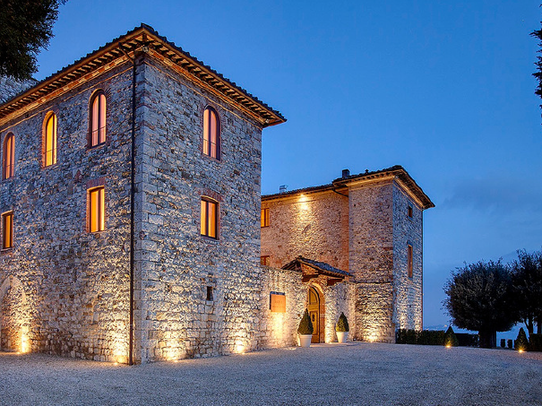 getting married in a old castle in tuscany