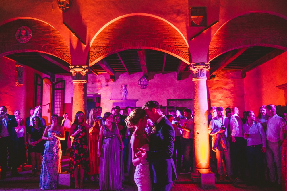 how to plan your wedding first dance in tuscany