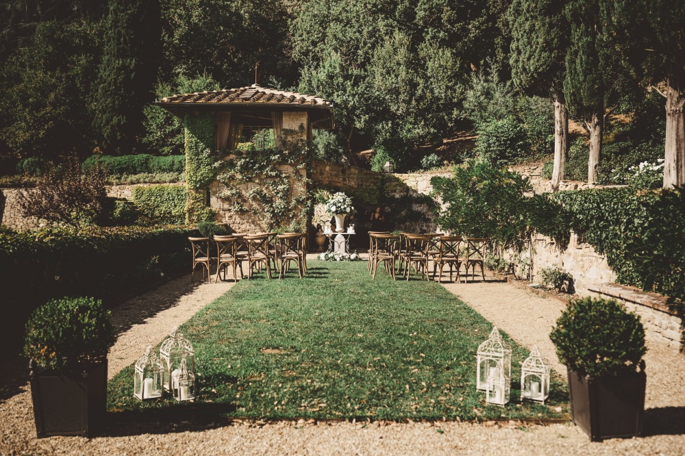 Intimate ceremony at luxury private villa