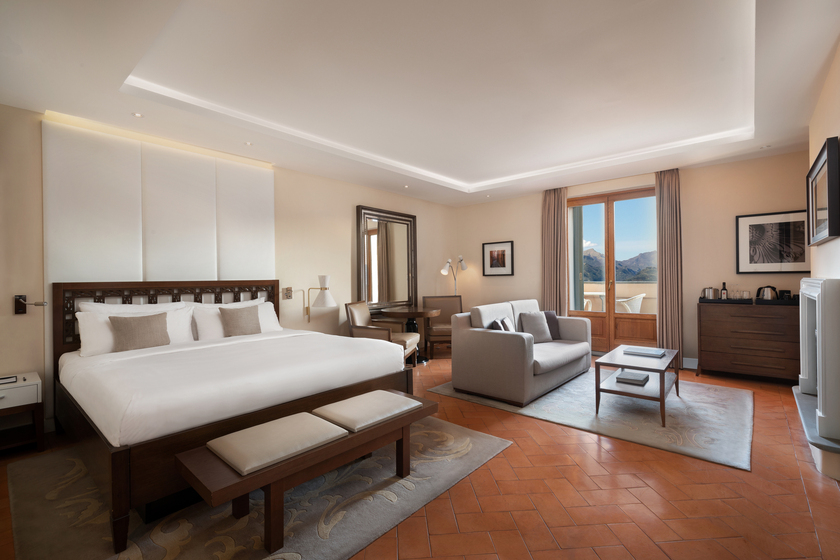 King size bedroom of luxury wedding venue in Lucca