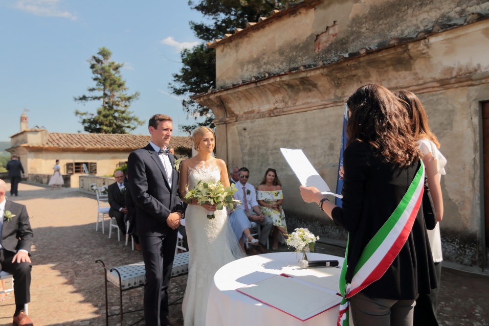 legal requirements to get married in florence italy