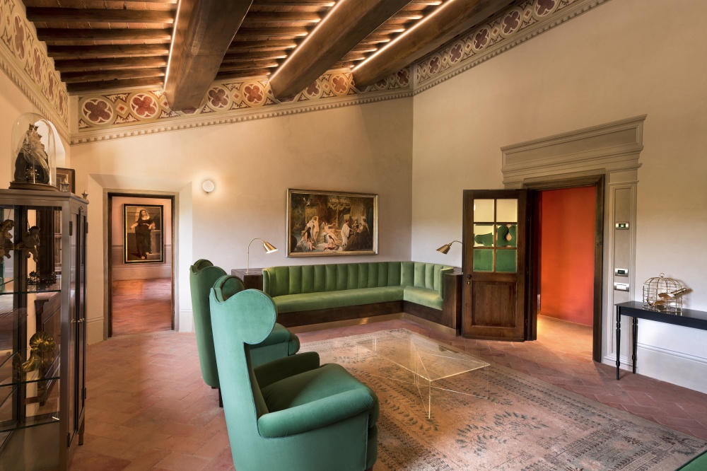 Living room of wedding vila with view in Chianti