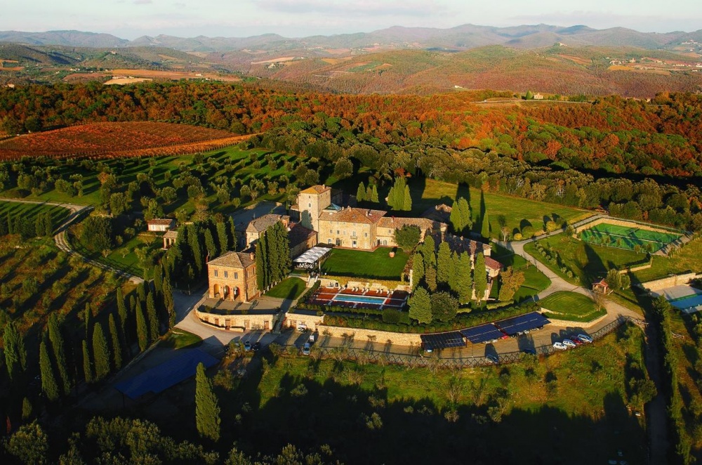 aerial view of a hamlet for wedding