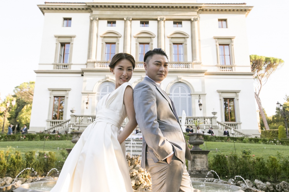 real wedding couple in a luxury hotel in florence