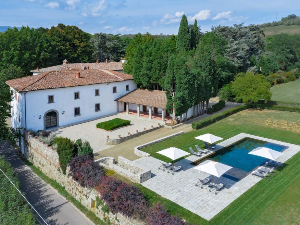 aerial view of a wedding resort in the tuscan countryside