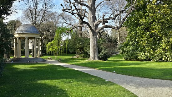 luxury wedding villa with gardens in florence