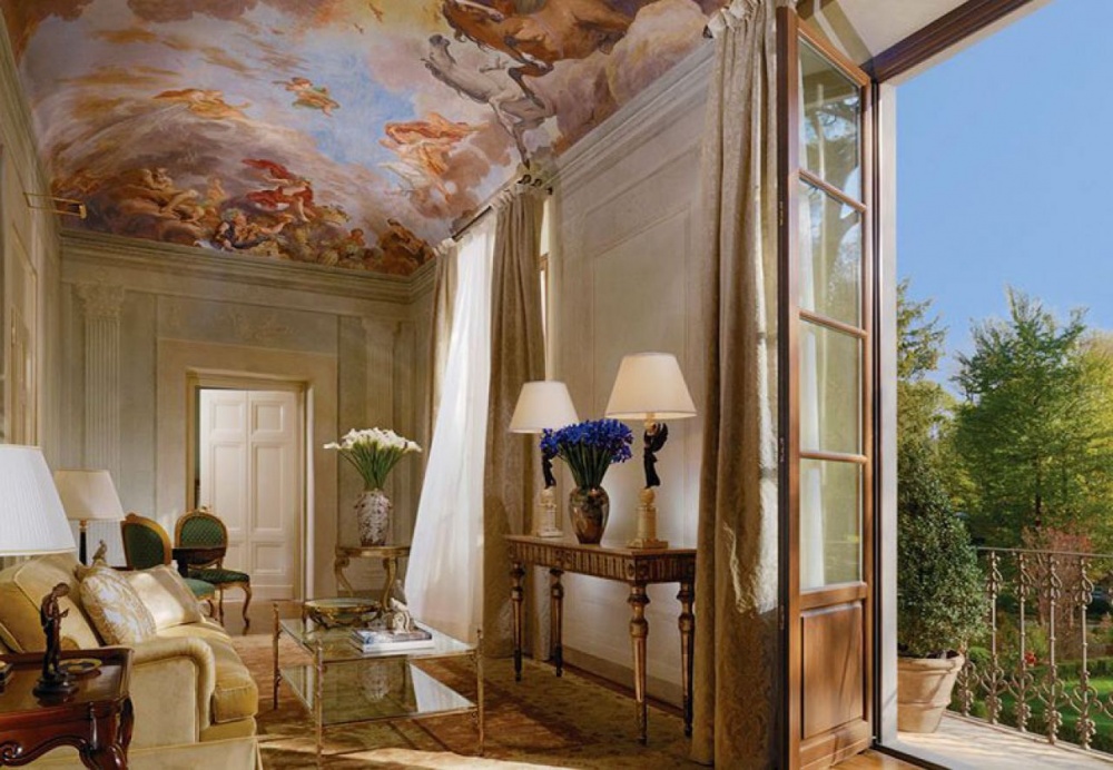 luxury wedding villa with rooms in florence