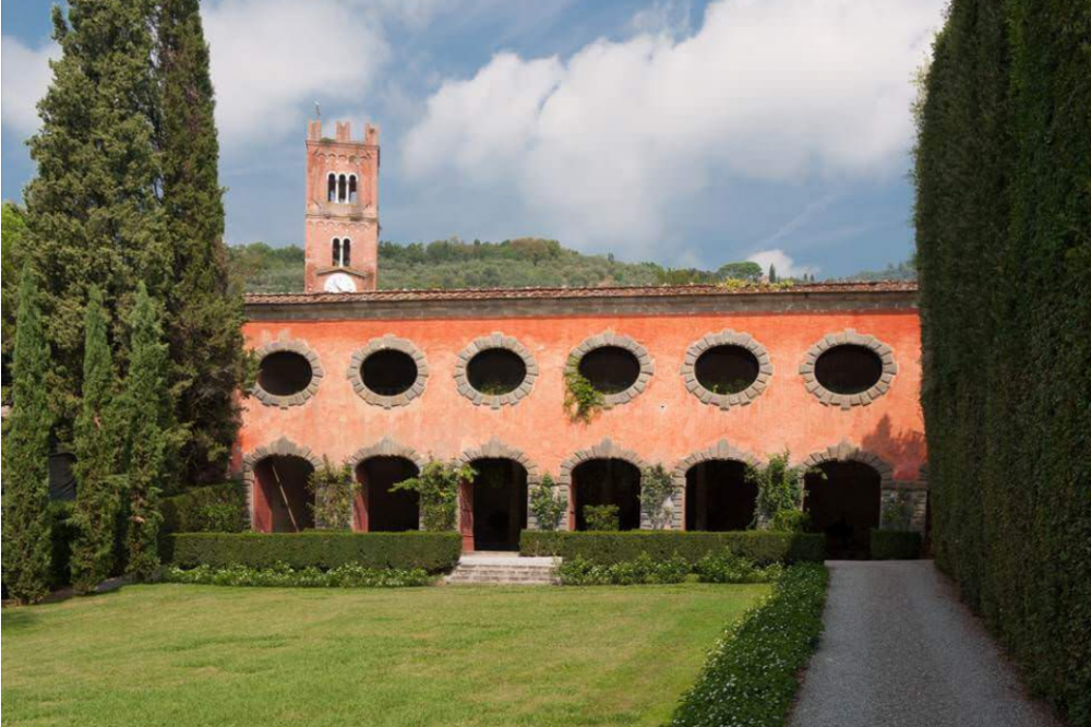 lemonhouse and its garden for wedding receptions and ceremonies in a villa in lucca