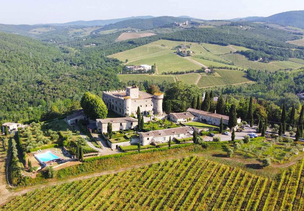 Overview of the Medieval castle in Tuscany