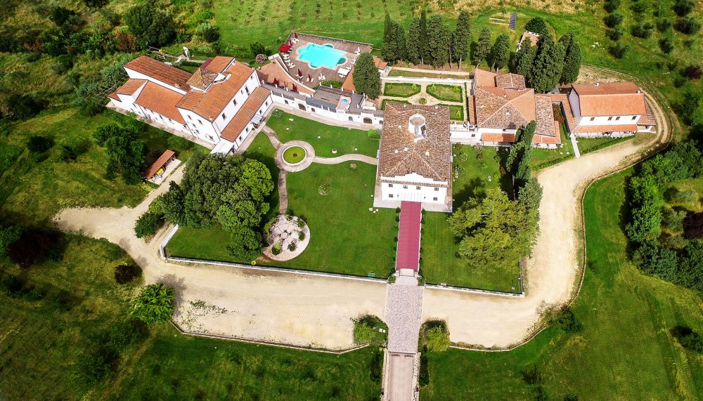 Panoramic view of luxury resort for marriage in Florence