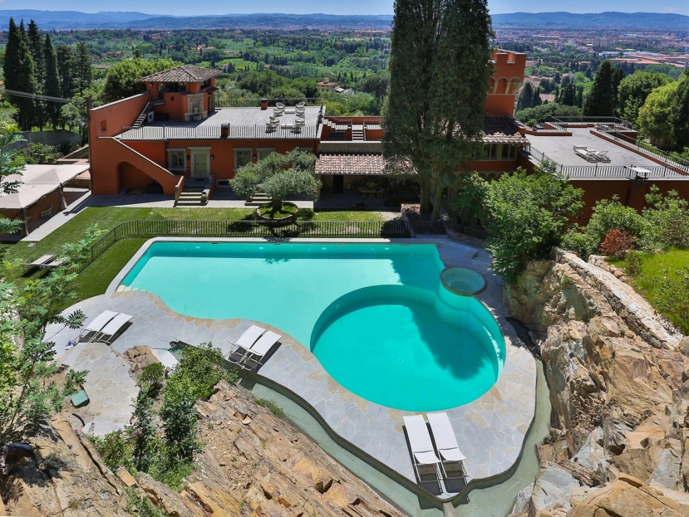 Panoramic view with pool of luxury private villa