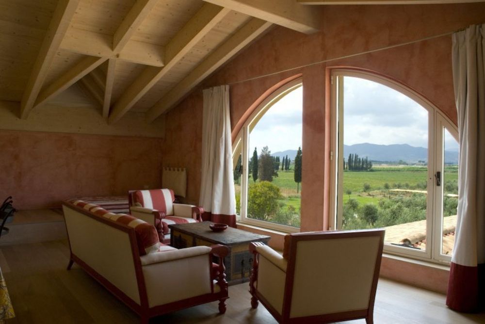 Relax area with view at wedding venue in Maremma