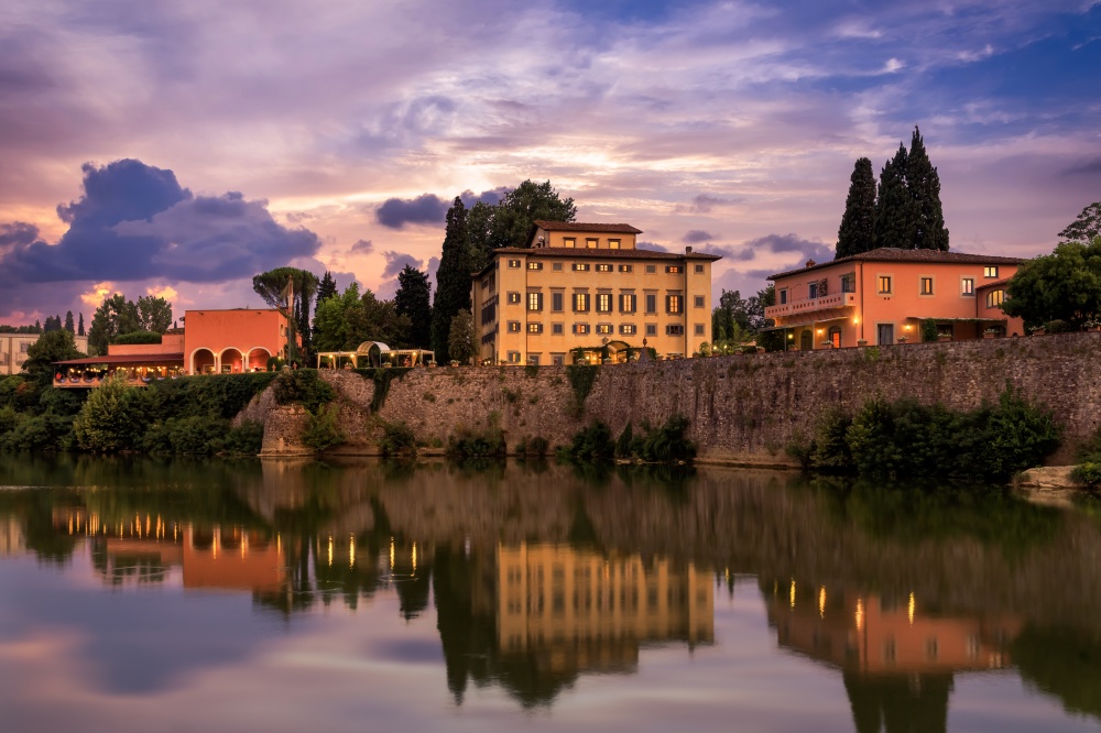 Sunset view of luxury wedding villa in Chianti