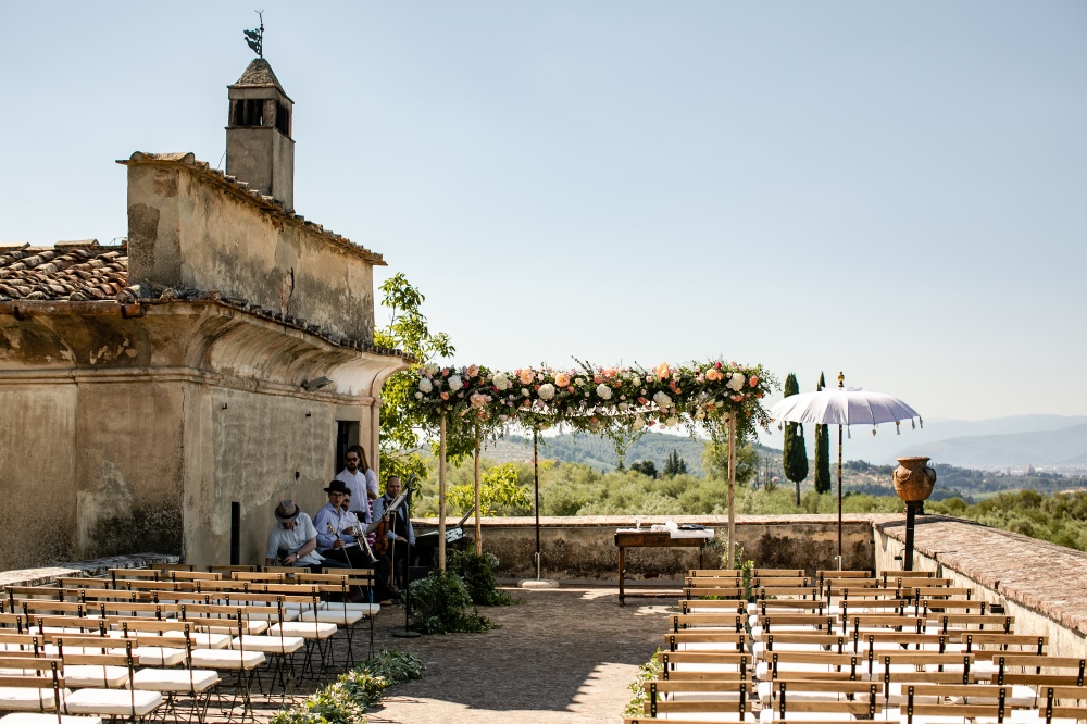 symbolic wedding on a terrace in florence