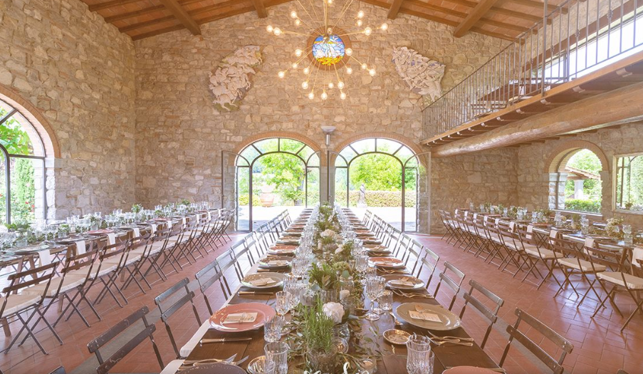 tuscany vibes country wedding indoor room decoration