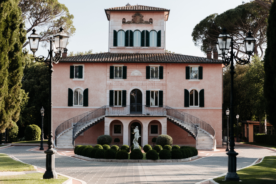 View of elegant wedding villa in Tuscany