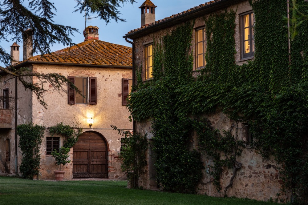 View of the houses at charming Wedding Farm Resort in Maremma