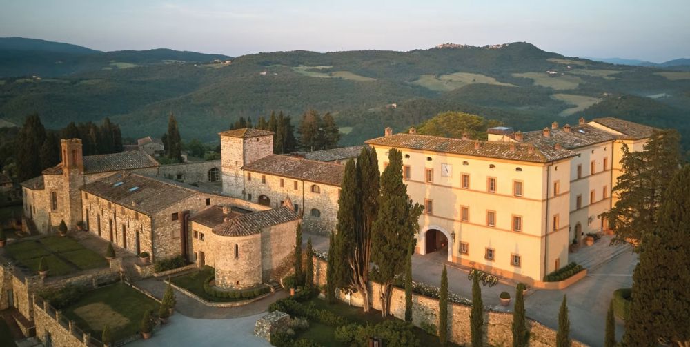 View of San Gimignano wedding resort