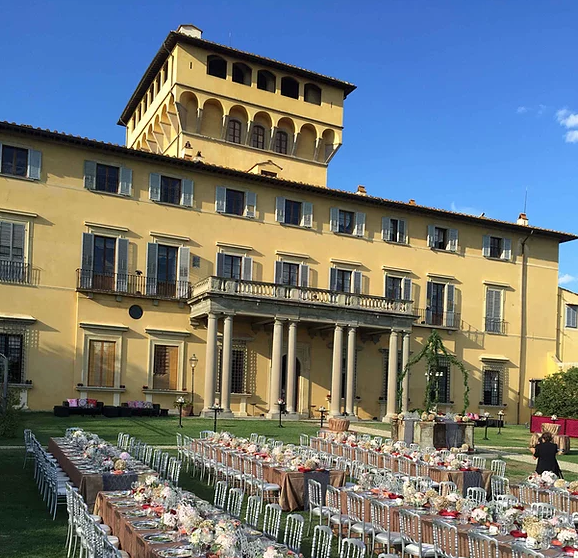 dinner in a villa for marriage in tuscany