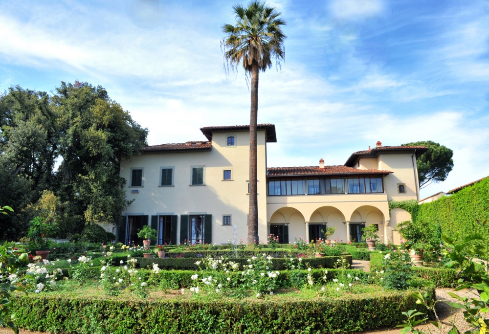 villa for wedding in florence with view