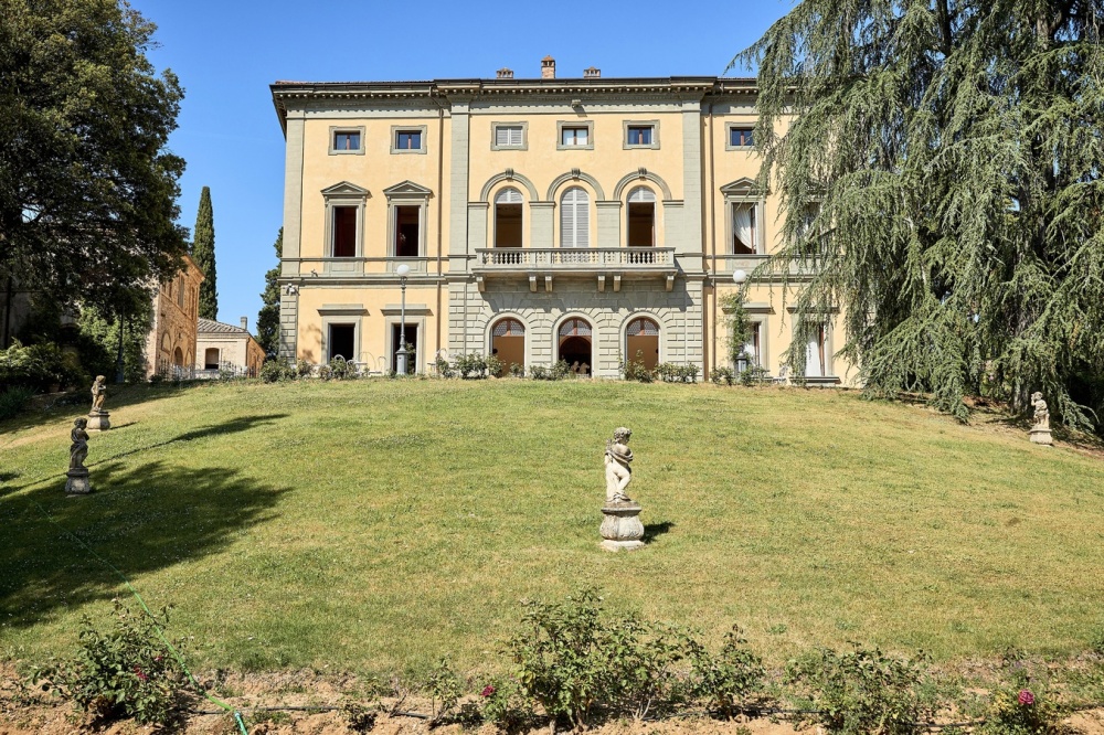 Villa at wedding hamlet in Tuscany