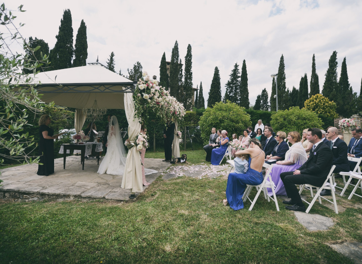 wedding ceremony in a castle in chianti