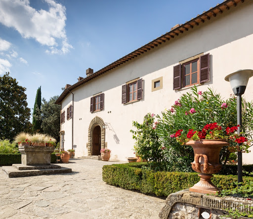 wedding castle entrance in chianti tuscany