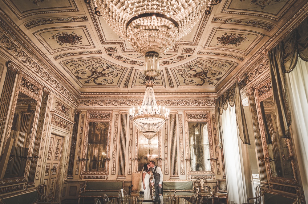 wedding civil ceremony shooting at lucca townhall