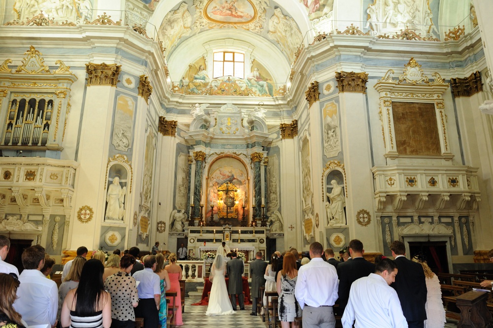 wedding catholic ceremony in san miniato