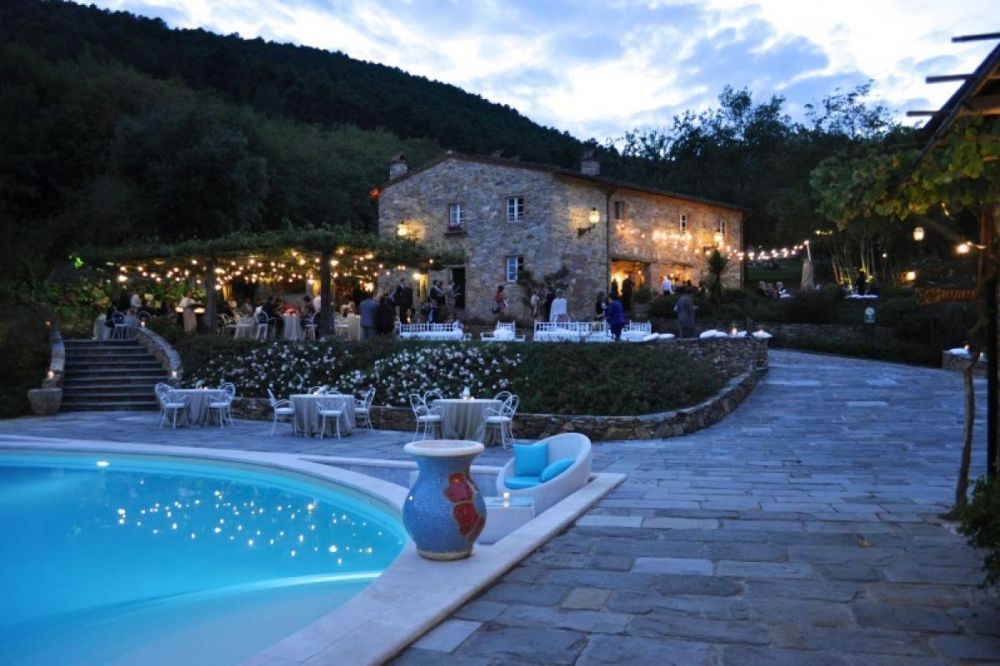Wedding planning Tuscany hamlet