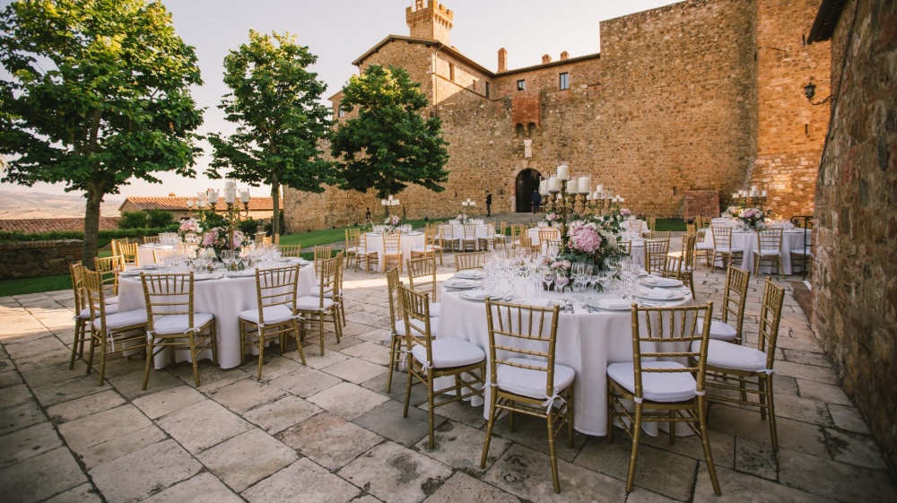 wedding dinner venue in tuscany