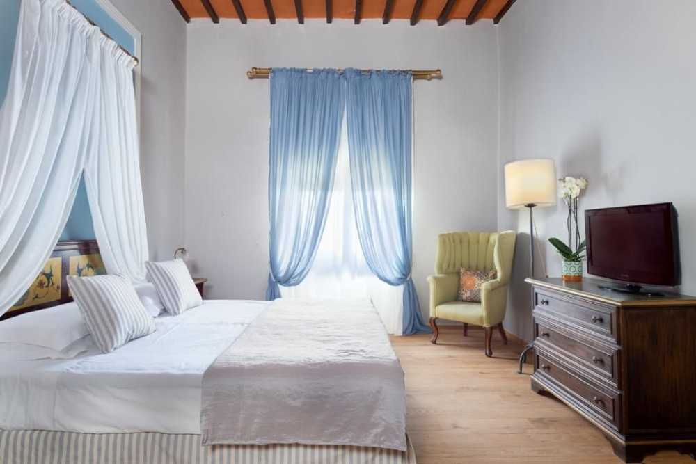 wedding villa with rooms in florence