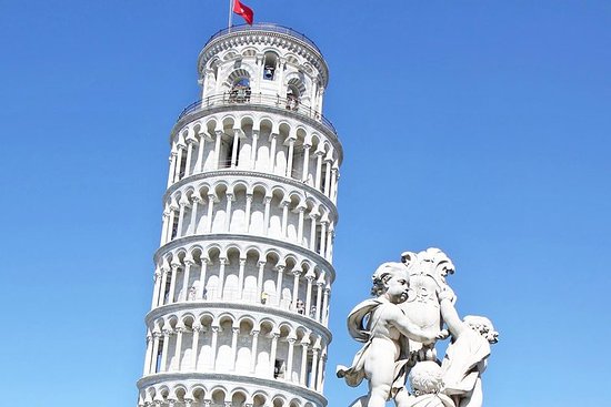 wedding in pisa city center