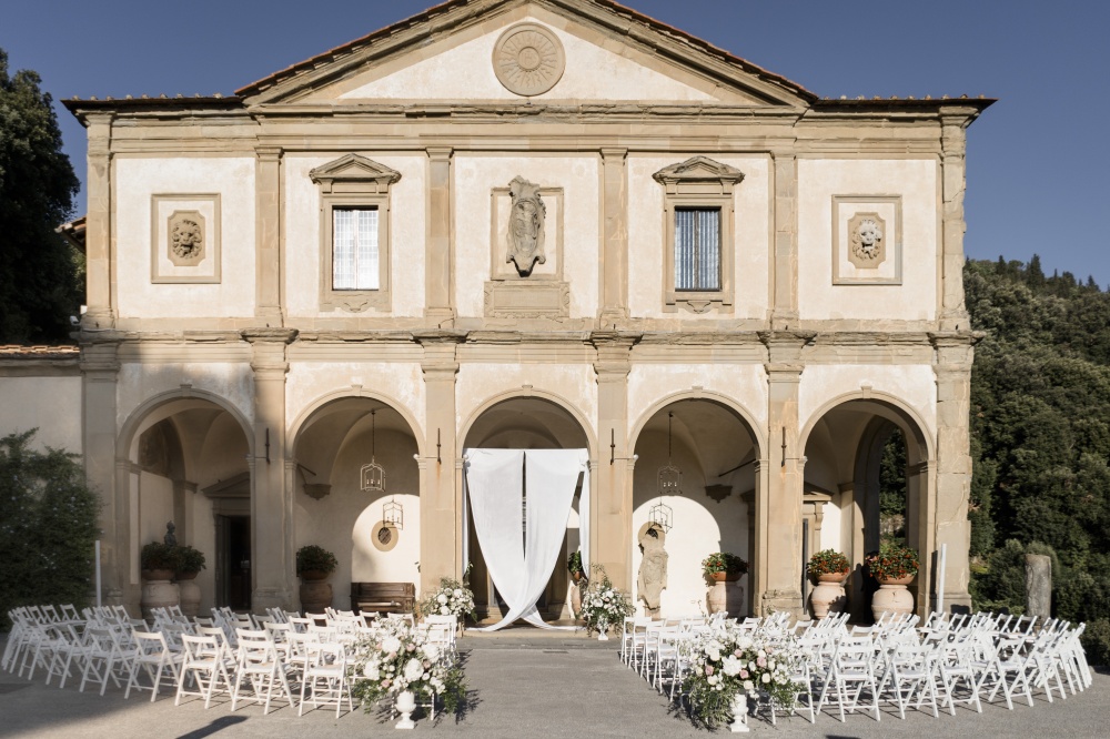 wedding ceremony in a villa with florence view