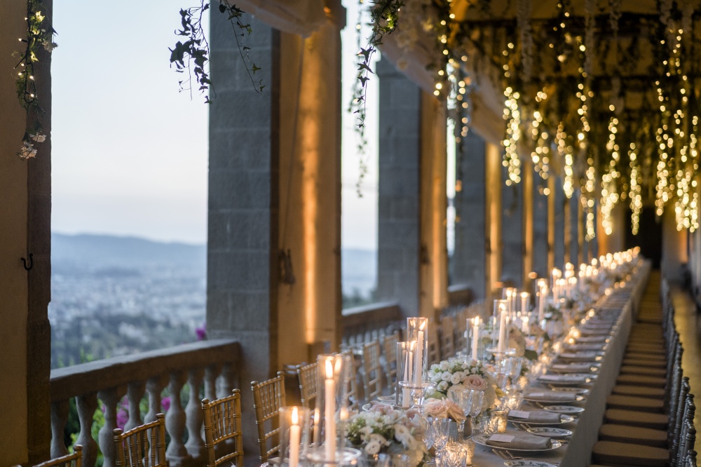 wedding dinner in a villa with florence view